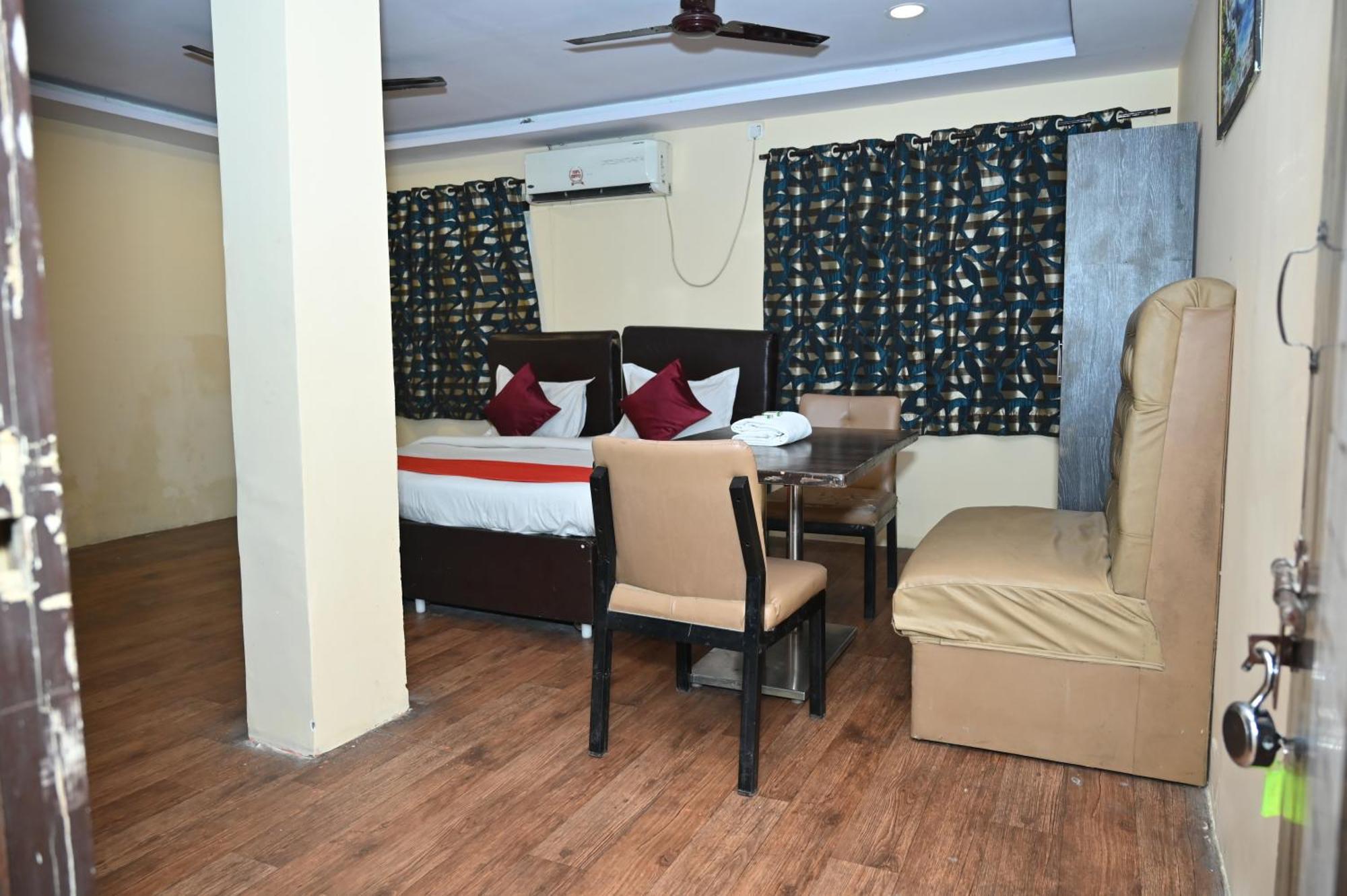 Hotel Ankitha Grand Hyderabad Eksteriør bilde